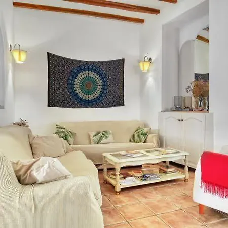 Dhara Wellness * Benirrama